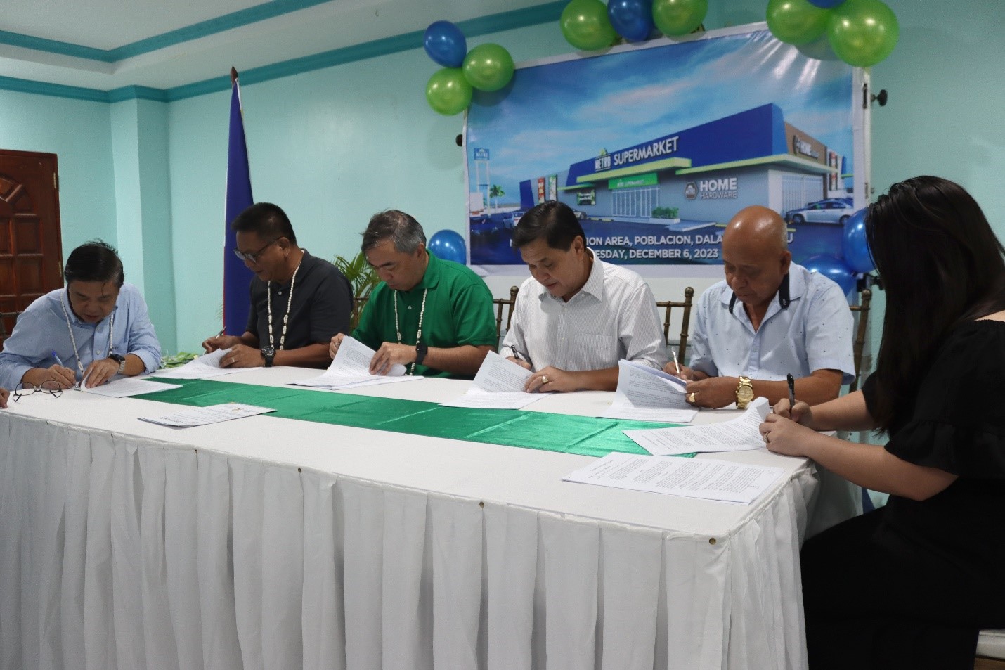 Dalaguete Contract Signing