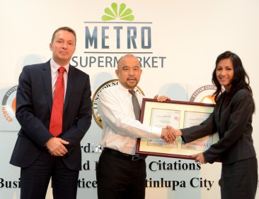 METRO Alabang first PH store to receive GMP HACCP certification